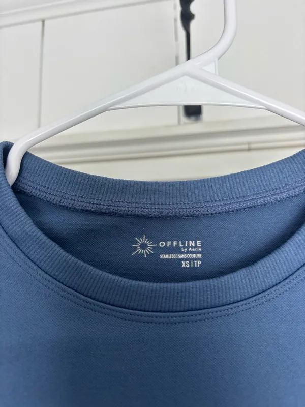 aerie blue cropped athletic long sleeve - Image 2