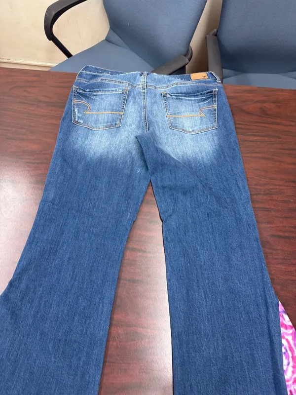 American Eagle Super Stretch Favorite Boyfriend Custom Jeans Size 14 - Image 7