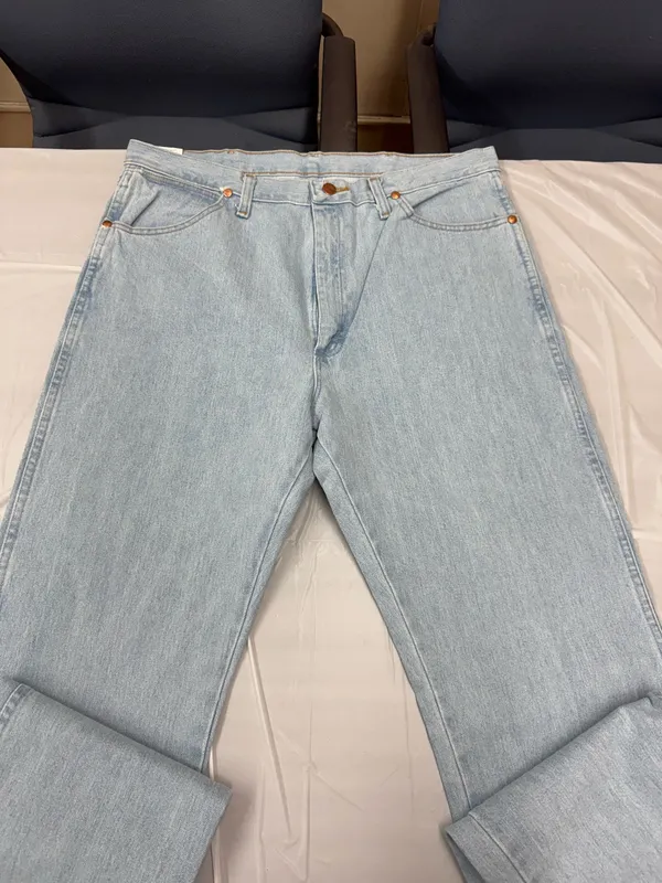 NWT Wrangler Cowboy Cut Original Fit Mens Size 35x36 - Image 2