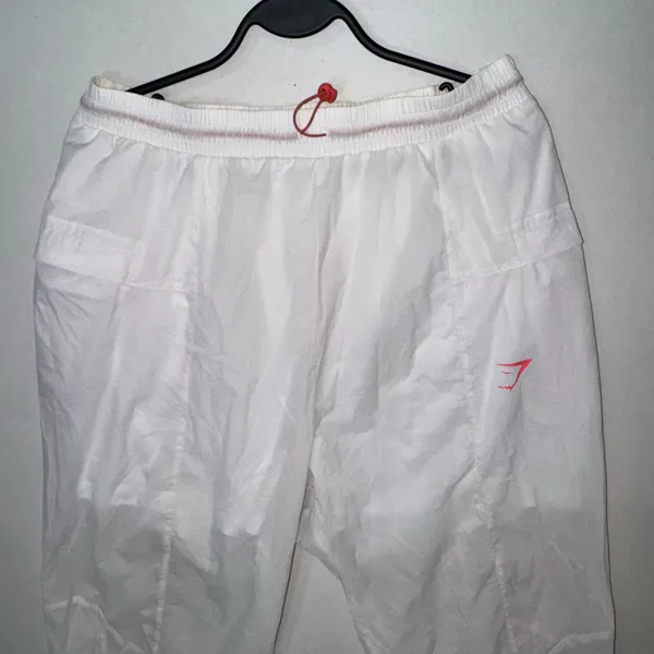 Gymshark Women's White Nylon Jogger Pants M Activewear Lightweight Pockets - Image 9
