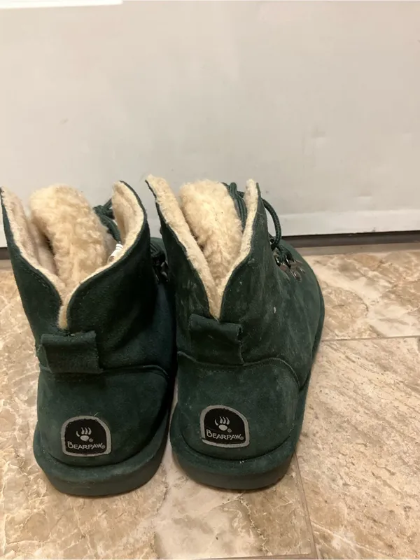 BEARPAW Kerri Boots Suede & Wool Lace-up with NeverWet Green Size 12 - Image 2