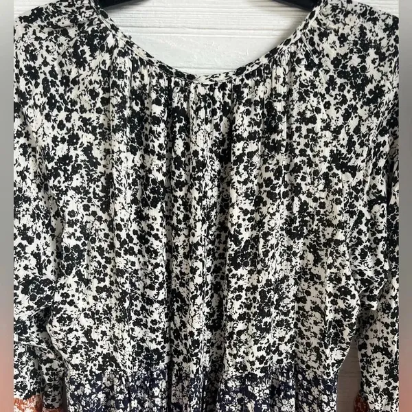 143 Story by Line Up Tiered Flowy Dress Long Bell Sleeve Floral Print M - Image 7