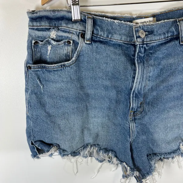 Abercrombie & Fitch The Mom Short High Rise Distressed Denim Short Blue Sz 33/16 - Image 2