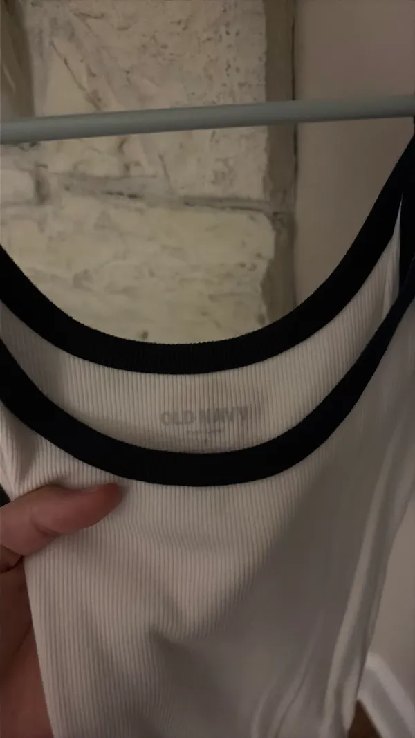 Old Navy Tank Top - Image 2