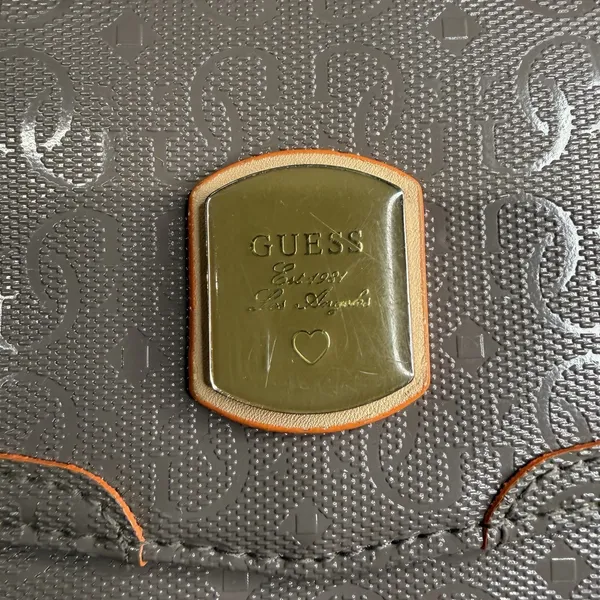 GUESS women's accessory wallet from the brand‎ - Image 2