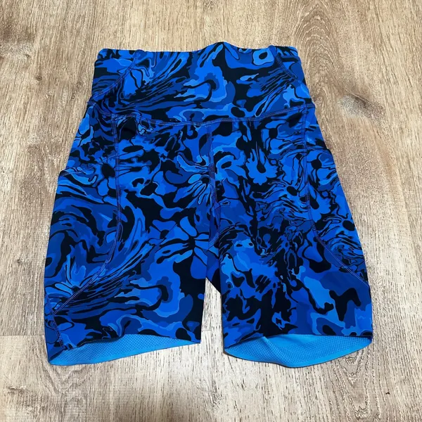Lululemon | Women's Fast and Free Blue Flow Resplendence High Rise Shorts, 2 - Image 4