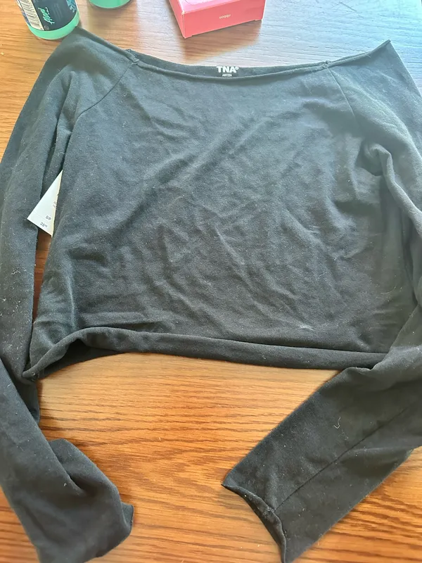 Aritzia TNA Off-The-Shoulder Black Top - Image 2