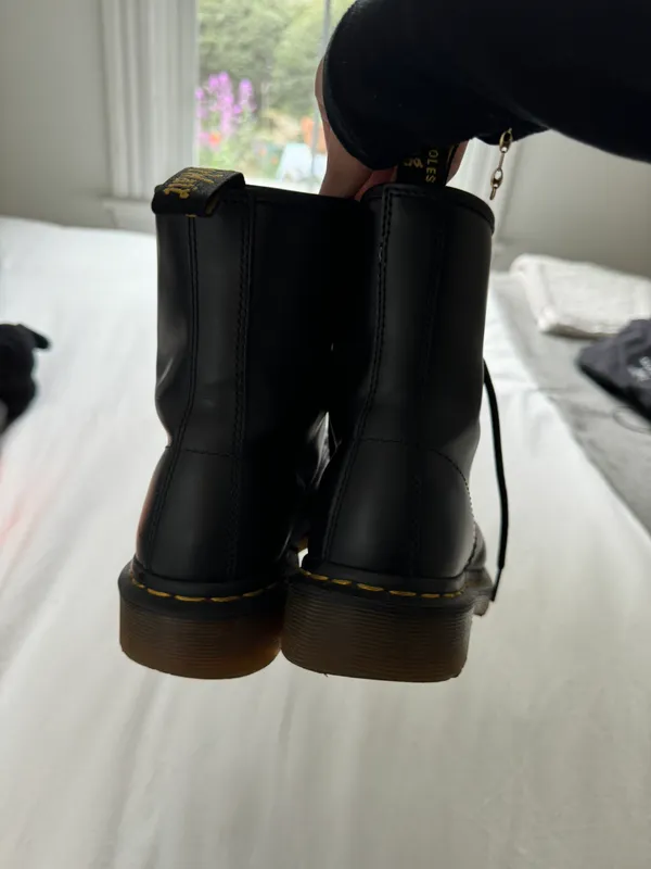 Dr. Martens Vegan - Image 2