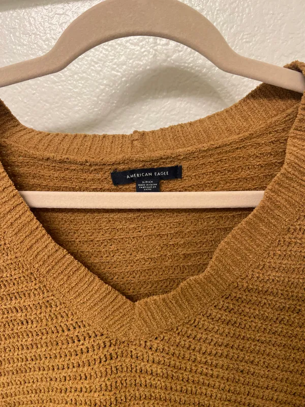 American Eagle Outfitters Sweater - Image 5