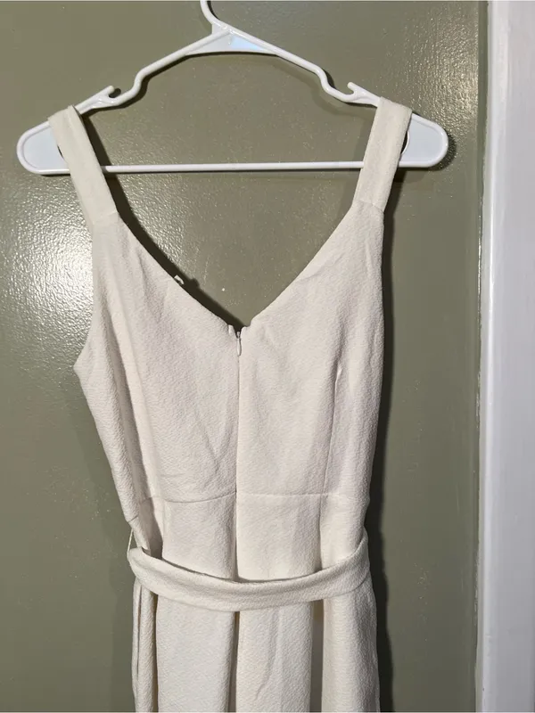 Lush Women’s Size Small Romper Sleeveless V-Neck Ivory White Button Belted Zip - Image 6