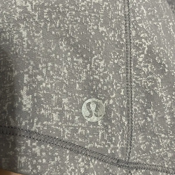 Lululemon‎ Outrun Long Sleeve Arctic/Ice Gray Suited Jacquard Athleisure Winter - Image 6