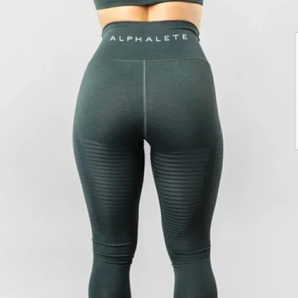 NWOT Alphalete Dark Forest Green Halo Athletic Contour Leggings in Urban Chic XS - Image 3