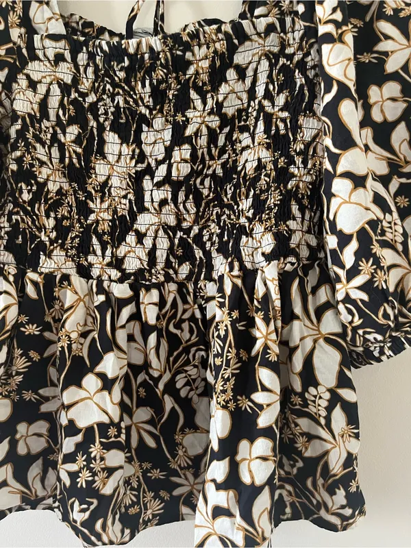 Black Tan White Floral Smocked Babydoll Puff Sleeve Peasant Top 2X Cottagecore - Image 2