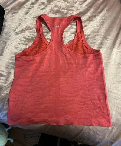 Lululemon Swiftly Tech Racerback Tank 2.0 Race Length - Image 2