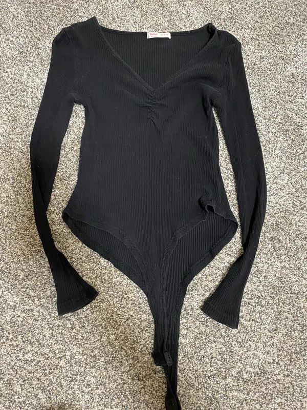 ROMWE Black Asymmetrical Long Sleeve Bodysuit - Image 3