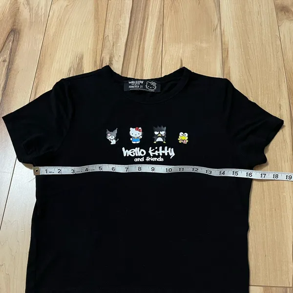 Hello Kitty And Friends X Forever 21 Black Graphic Crop Top Baby Doll T Shirt M - Image 5