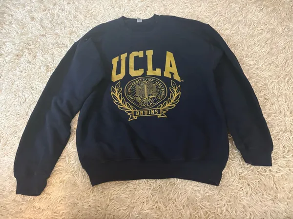 H&M Sweater - Image 3