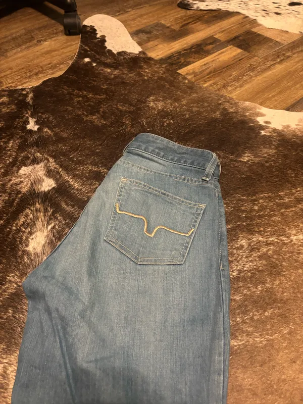 Kimes Ranch Lola Jeans - Image 3