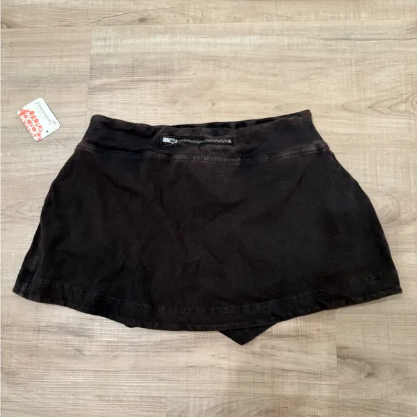 Free people skort, NWT! - Image 2