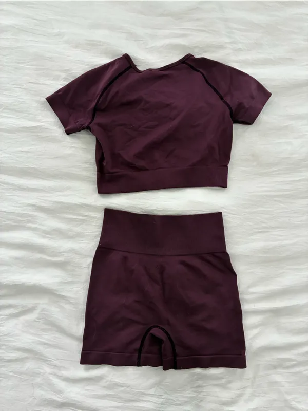 SHEIN Plum Short Sleeve Cropped Active Top - Image 5