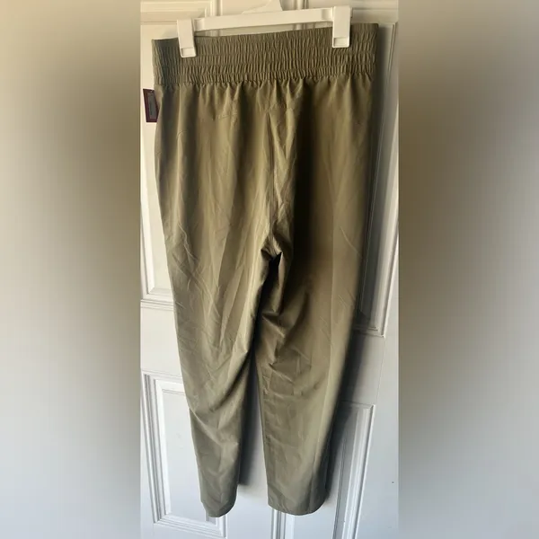 NEW Spanx Out of Office Trousers in Tuscan Olive size large TALL women jogggers - Image 5
