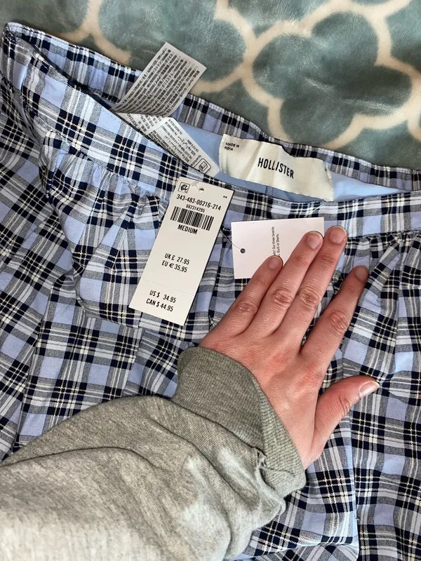 Hollister plaid bubble skirt nwt - Image 4