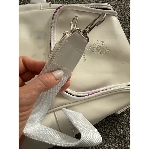 Younique Younique Diaper Bag Backpack White Medium Detachable Strap - Image 8