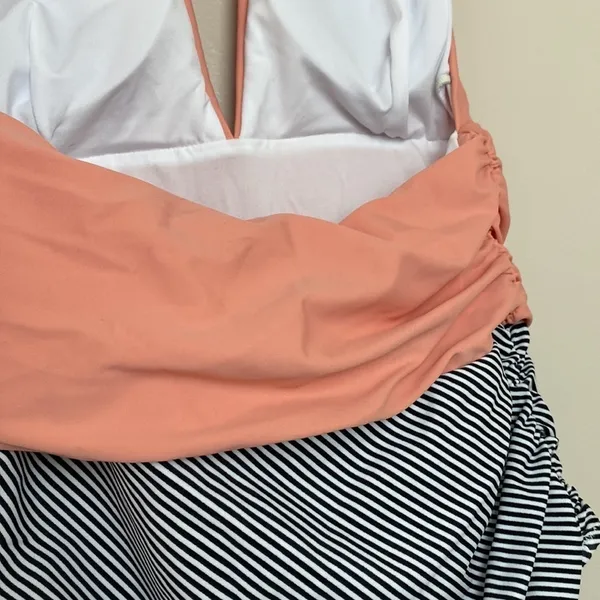 Cupshe Keeping You Accompanied Stripe One-Piece Halter Swimsuit Size M Coral‎ - Image 9