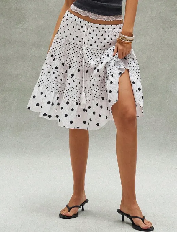 Boutique White and Black Midi Skirt - Image 4