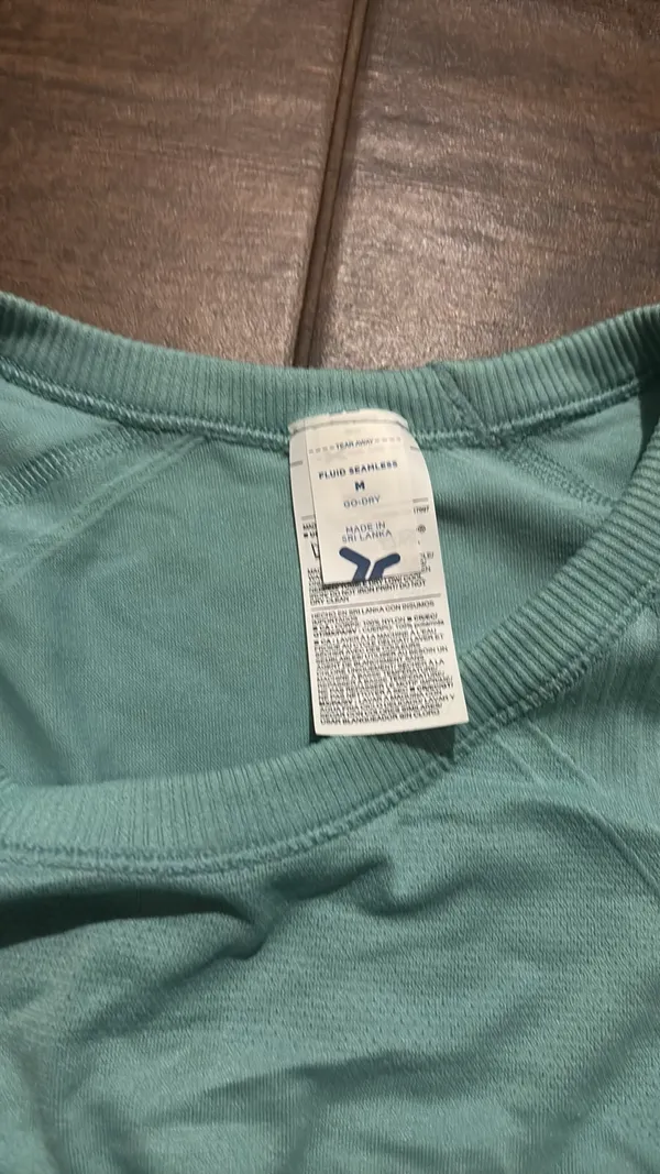 Blue green old navy shirt athletic - Image 3