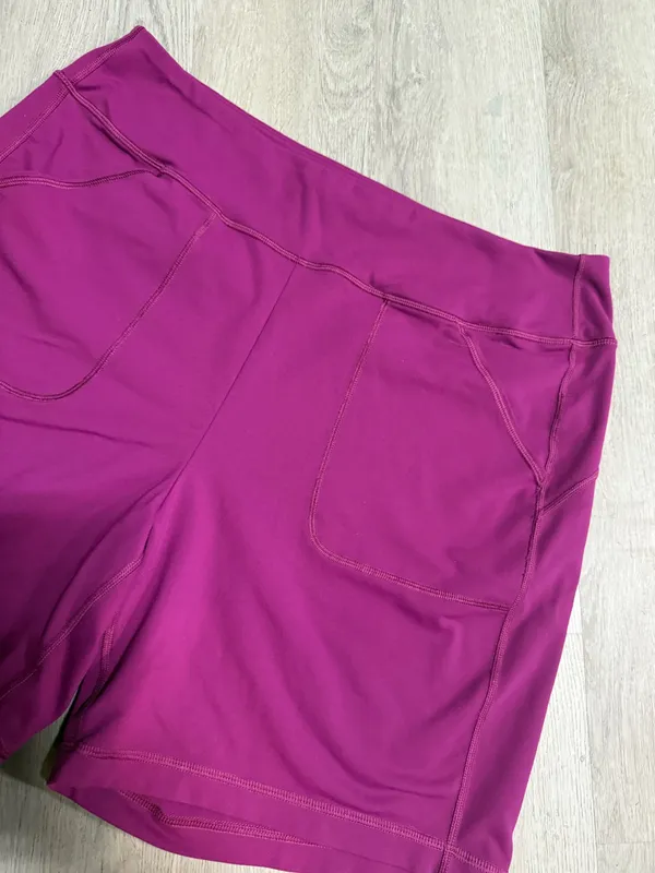 Duluth active shorts  - Image 2