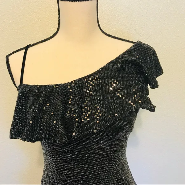 Lush Metallic Dot One-Shoulder Body-Con Dress - Image 3