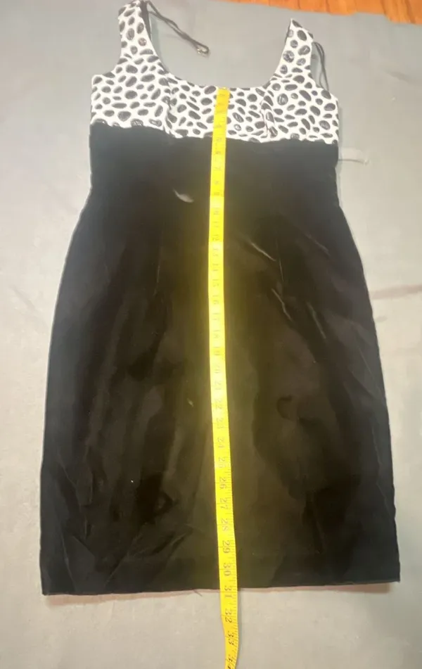 AGB Black Velvet and Animal Print Dress size 8 with Matching Bolero Jacket Size - Image 11