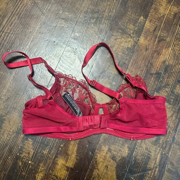 Victoria’s Secret lacy red sexy unlined Demi 34D bra - Image 2