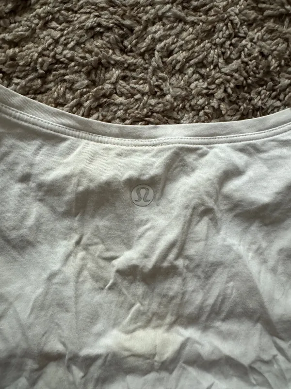 Lululemon Tee Short Sleeve - Image 3
