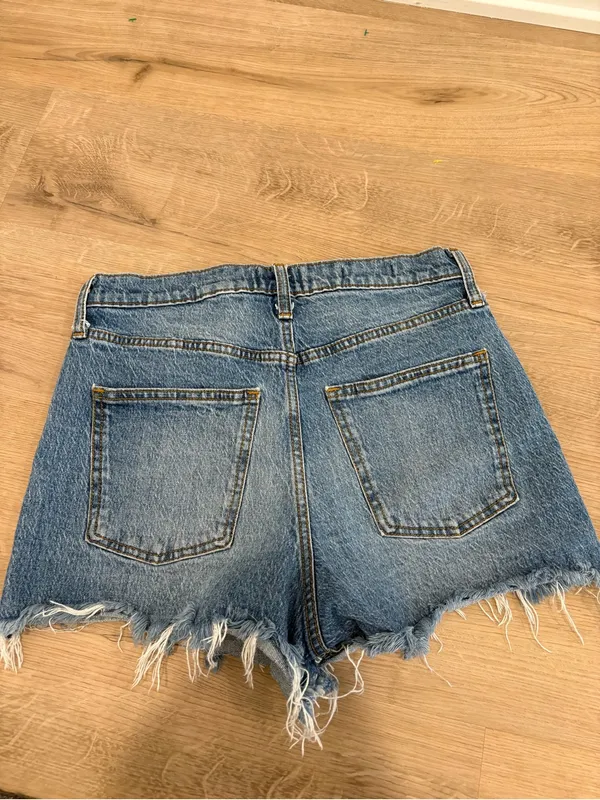 Universal Thread Light Blue High-Rise Distressed Denim Shorts - Image 3