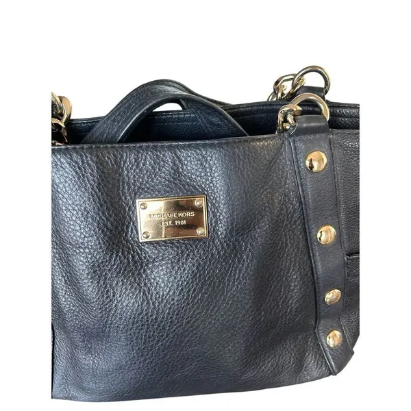 Michael Kors Delancy Shoulder Tote Bag Black Gold Pebbled Leather - Image 3