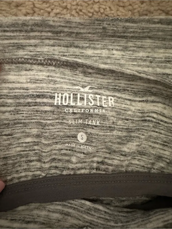 Hollister Gray Heather V-Neck Halter Tank - Image 2