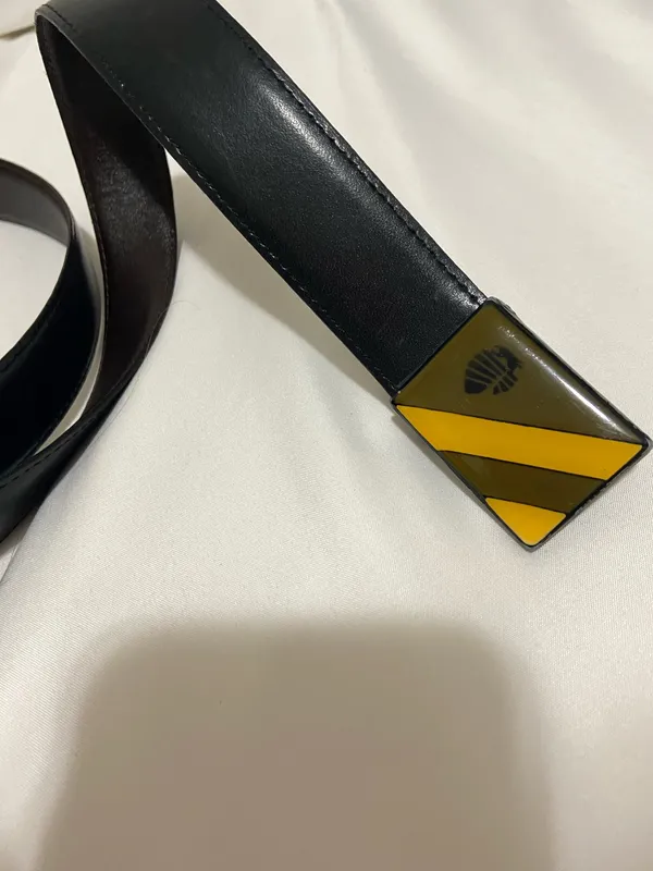 Black genuine leather belt with yellow and olive diagonal stripes and black logo, size 42 #leather #stripes - Image 3