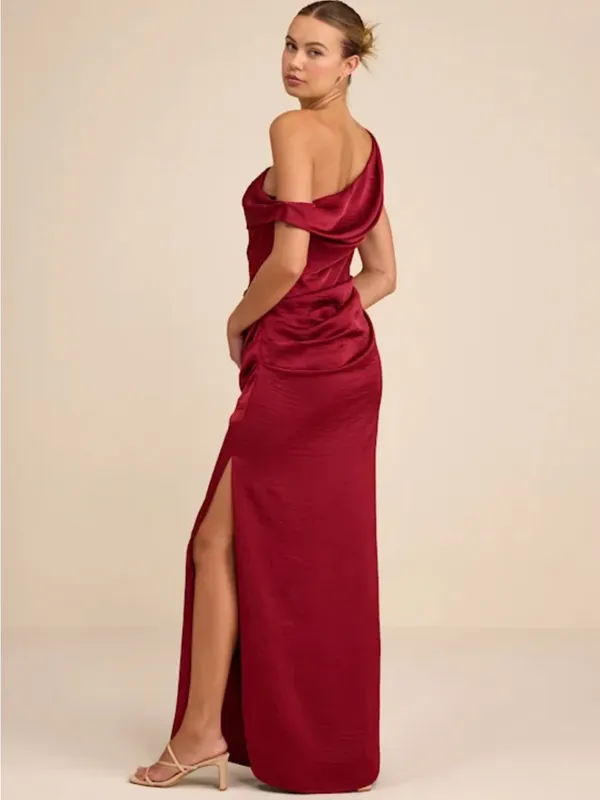 Lulu's One-Shoulder Burgundy Satin Evening Dress - Image 3