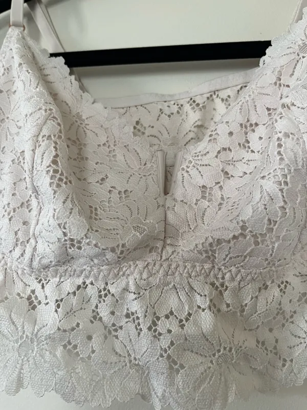 PINK Victoria's Secret White Lace Floral Bralette XXL Coquette Feminine Romantic - Image 2