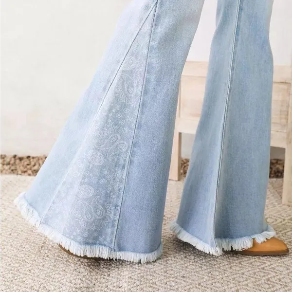 KanCan Signature High Rise Print Inset Blue Flared Women's Jeans Size 29 - Image 3