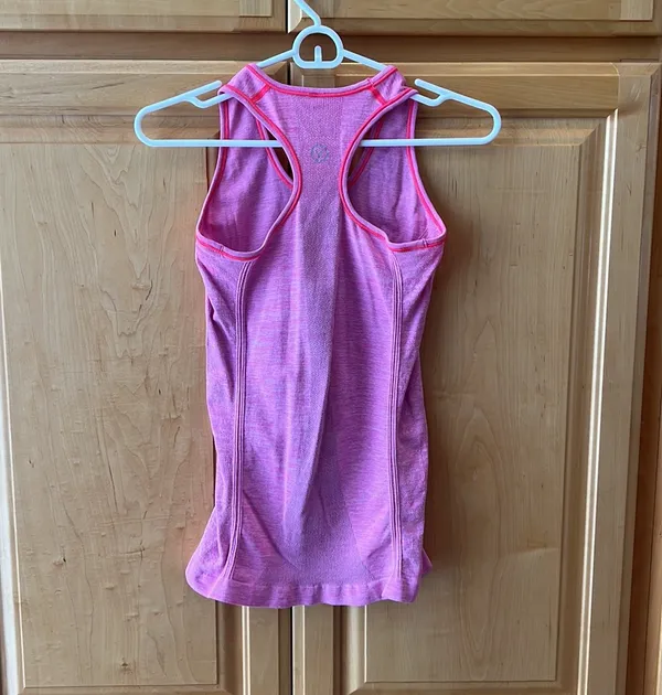 American Eagle Workout Tank - Image 2
