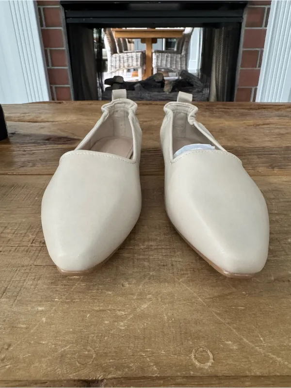 NEW IN BOX French Connection Ecru / Nude Emee Vegan Leather Flats ~ Size 10 - Image 5