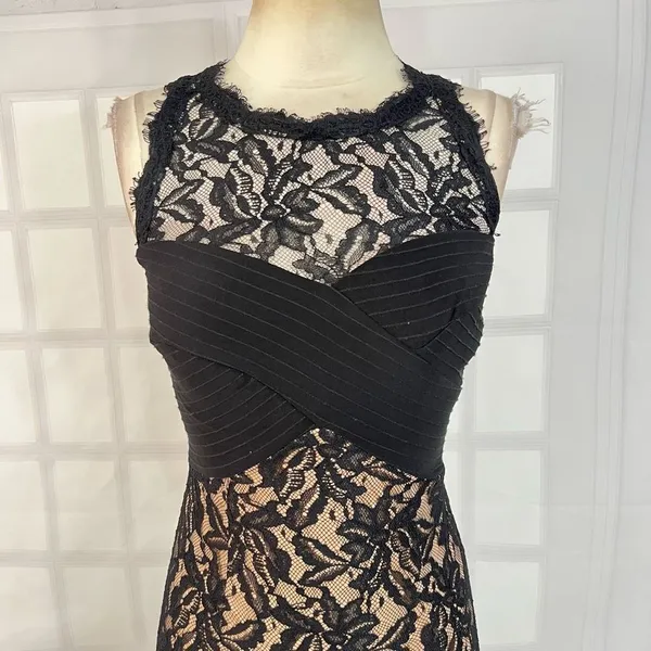 Juno dress collection sleeveless black lace nude lined evening gown size 2 - Image 2