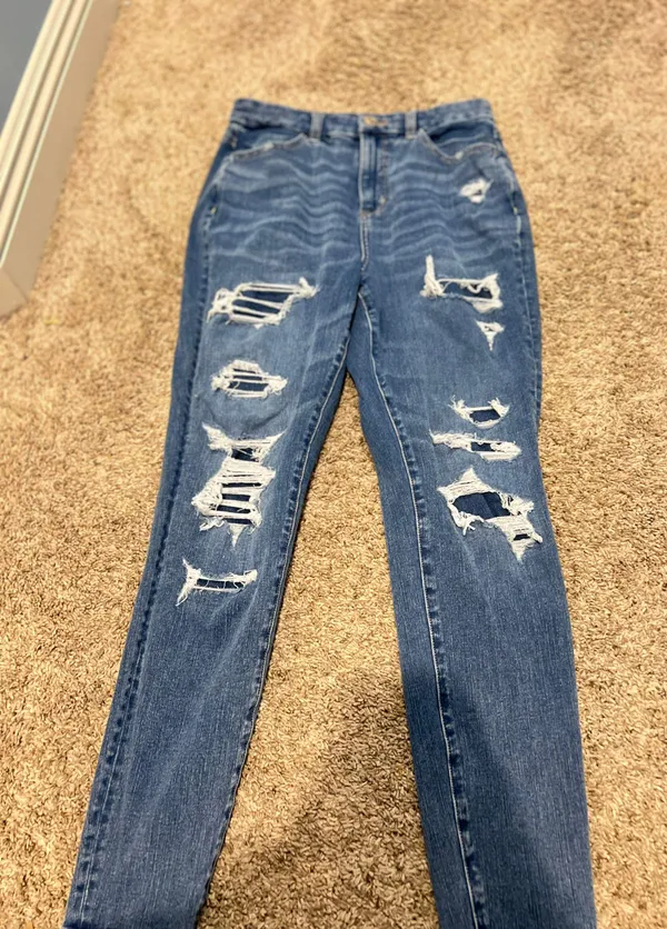 American Eagle Outfitters Skinny Jeans - Image 4