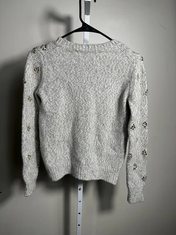 S387. Banana Republic Limited Edition Jeweled Merino Wool Sweater XS Gray - Image 5
