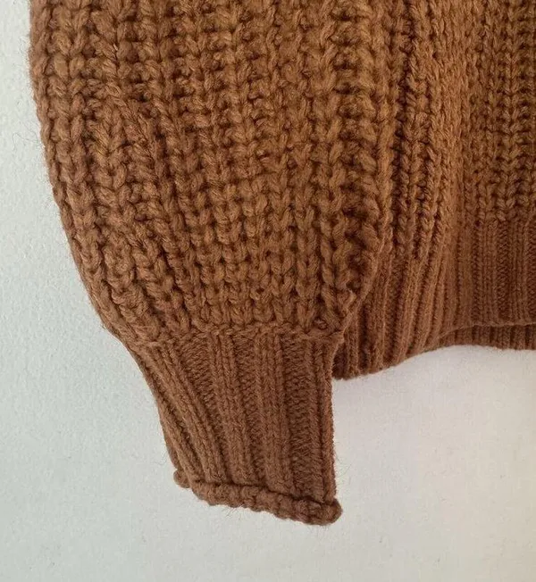 NWT American Eagle Brown Chunky Knit V Neck Pullover Sweater Sz XS Neutral Earth - Image 4