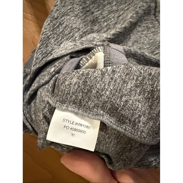 Vuori Women's Heather Gray Elevation Square Neck Crop Tank Top XL - Image 6