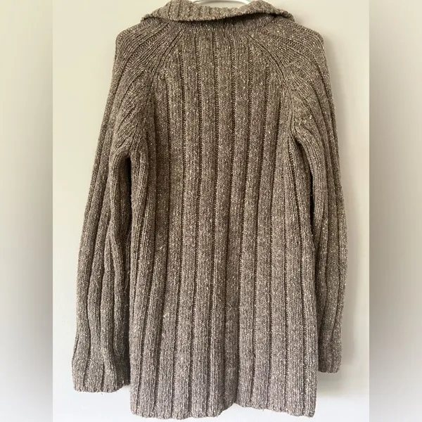 J. Crew Thick Wool Blend Cardigan Sweater Size Medium Fall Cozy Chic - Image 2